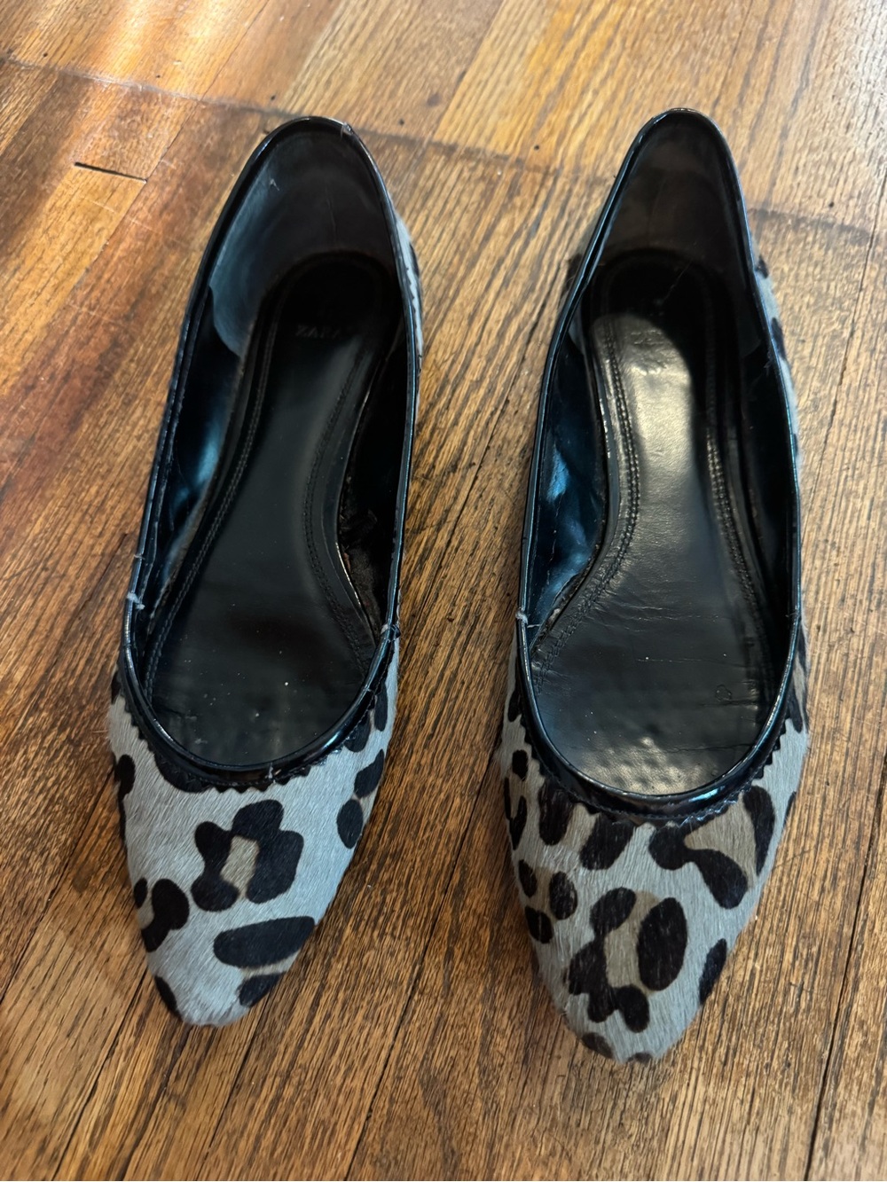 Women’s Leopard Pointed Toe Flats - animal hair material - 41
